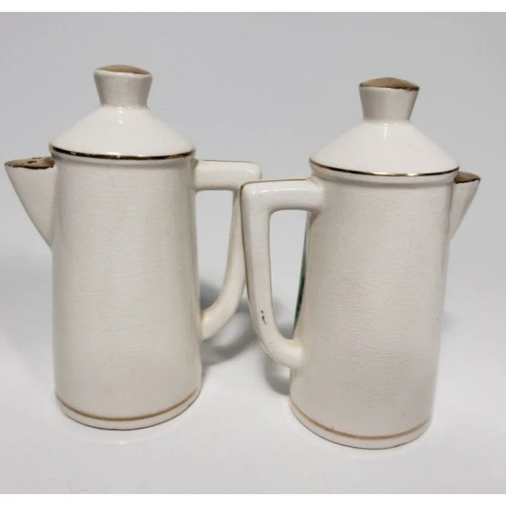 Vintage Salt Pepper Shakers Natural Bridge Virginia Ceramic Coffee Pots Corks